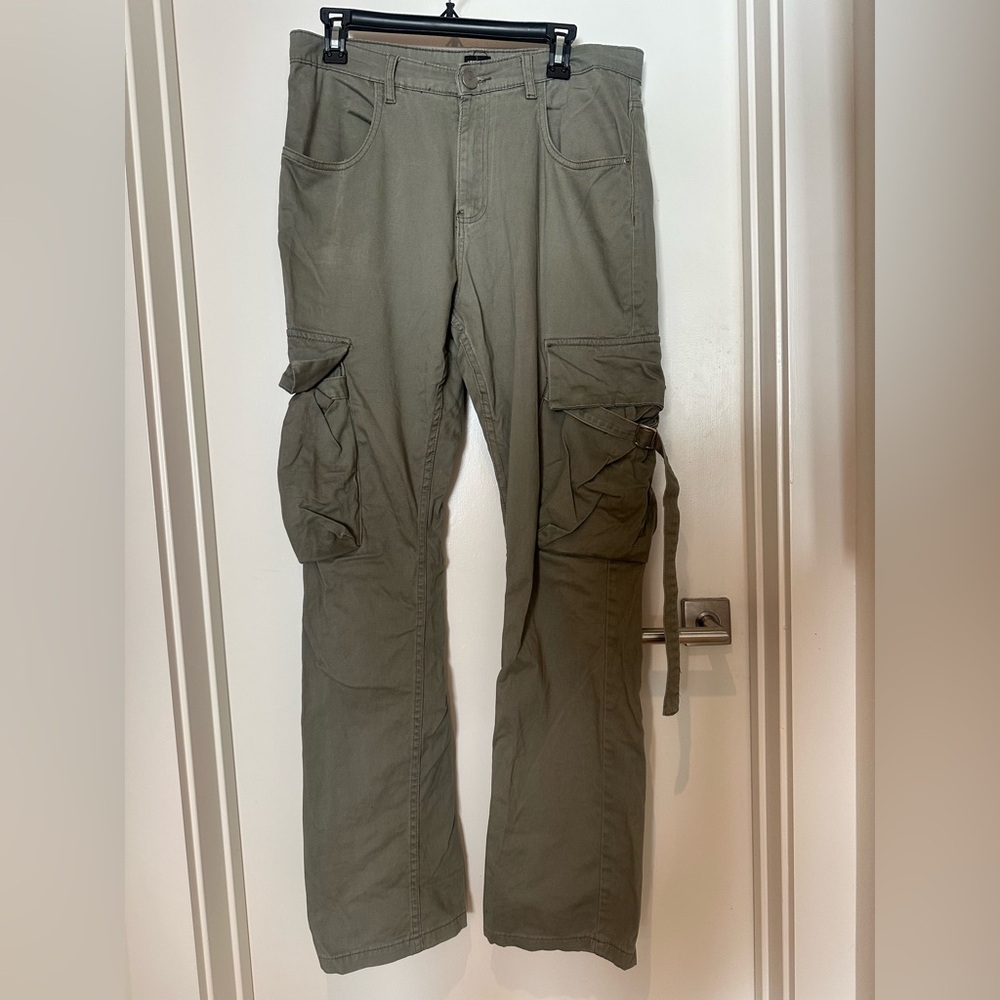 Uniform Studios Mens Olive Cargo Pants - Size 32